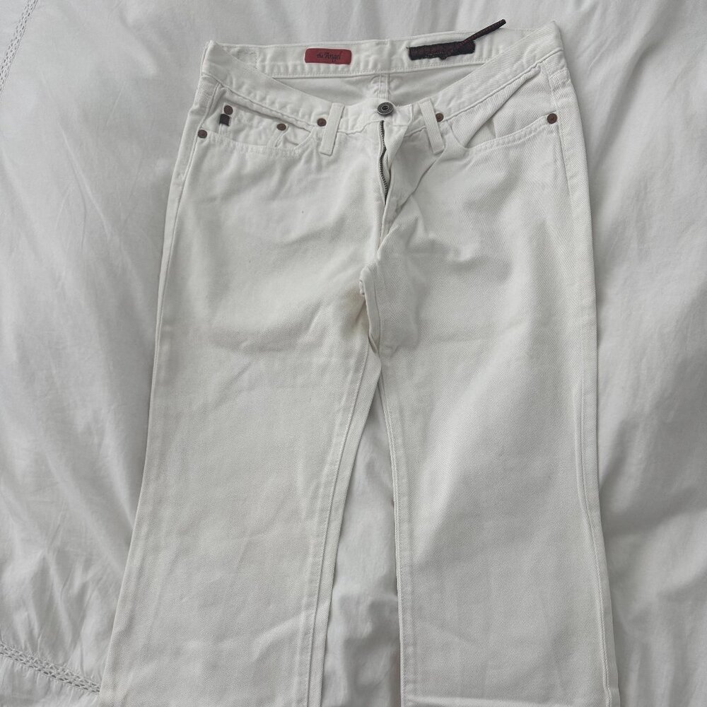 AG white bell bottom jeans  The Angel tag irregular size 29